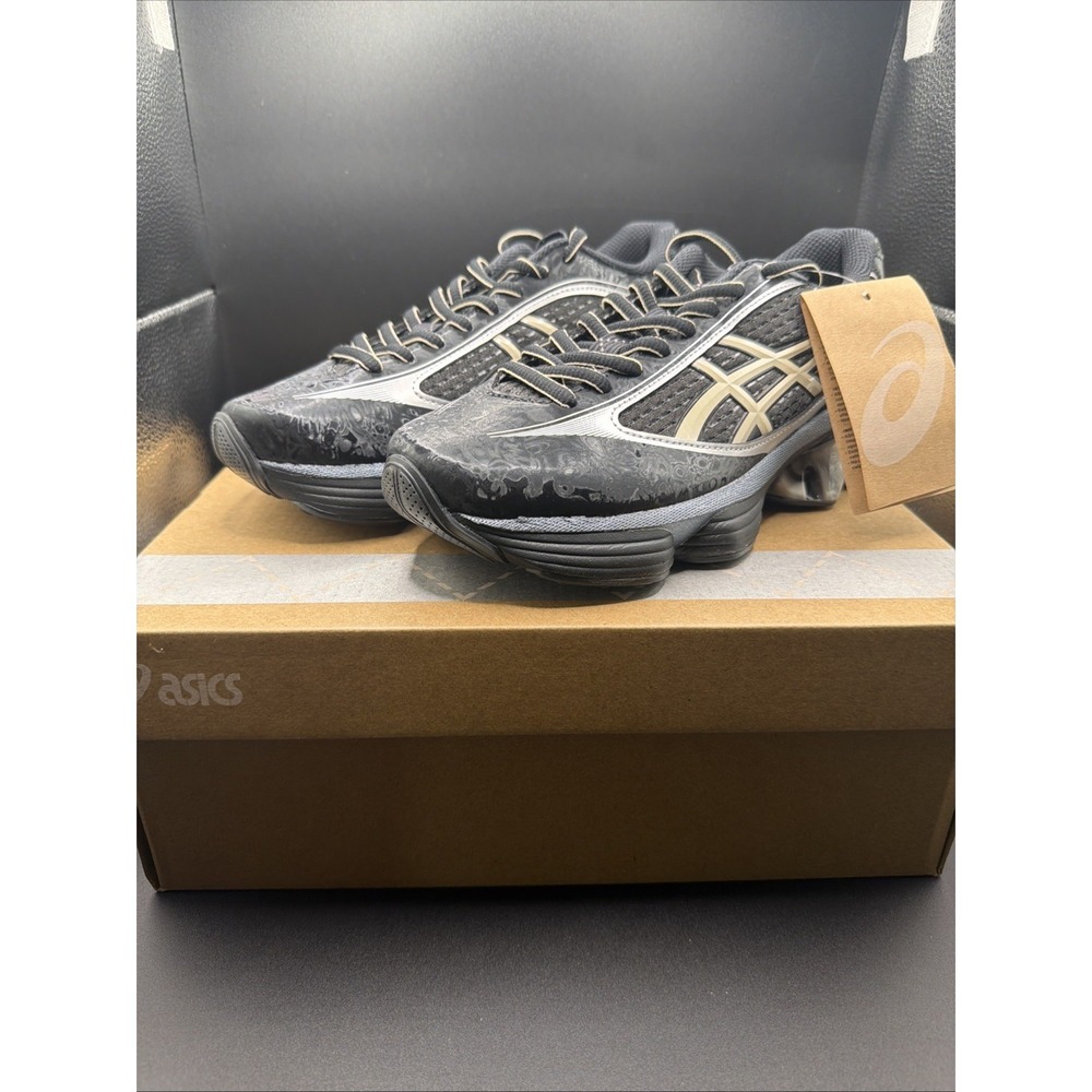 1203A748-001 Kiko Kostadinov Studio Asics US5-S Gel-Kinetic Fluent Black (Men's) - Picture 1 of 9
